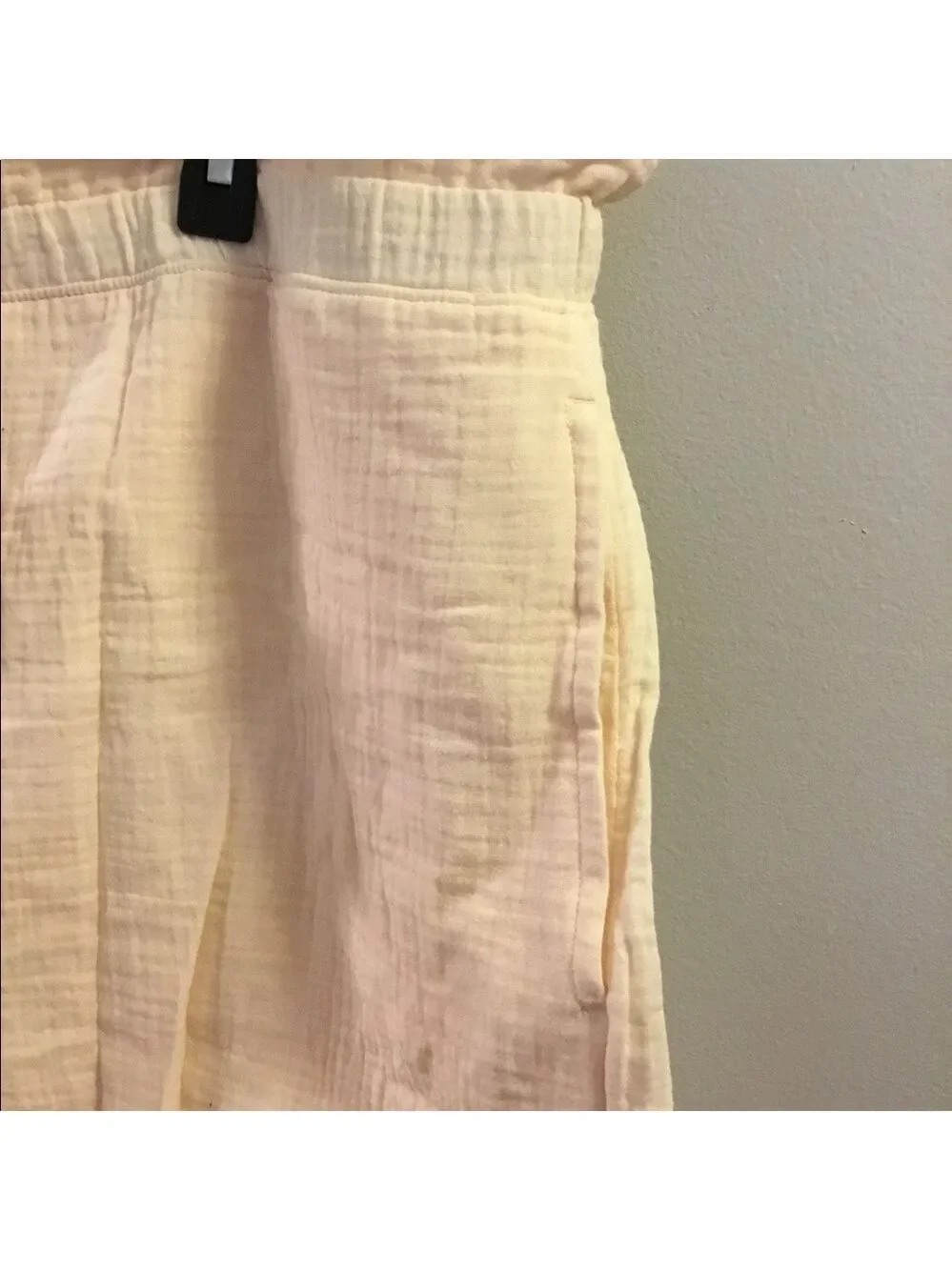 LAUREN Conrad XXL 3” high waisted paper bag shorts cream silk